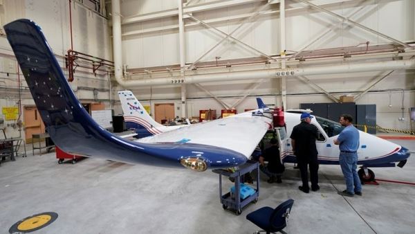 NASA представило свой первый электрический самолет
