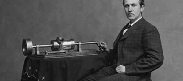 Томас Эдисон хотел изобрести телефон для общения с загробным миром
