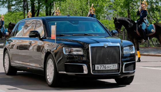 Новый отечественный автомобиль представлен в ходе инаугурации Президента Российской Федерации
